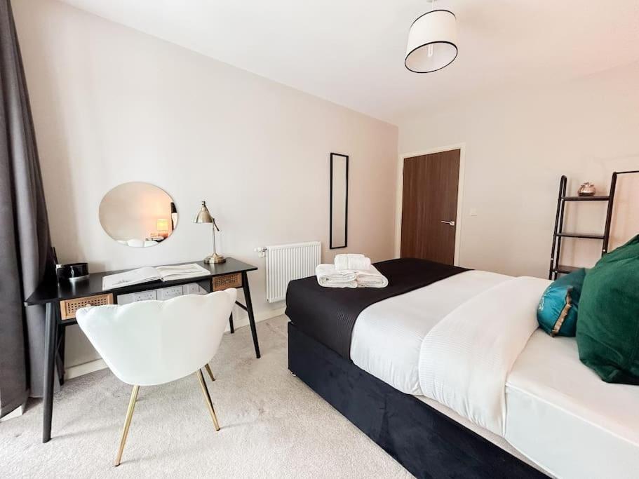 Stylish Urban Sanctuary With Parking Apartment ลอนดอน ภายนอก รูปภาพ